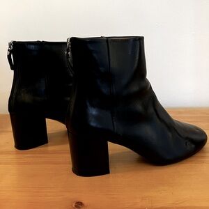 ARKET Black Leather Stacked Heel Boots— Size 40/9